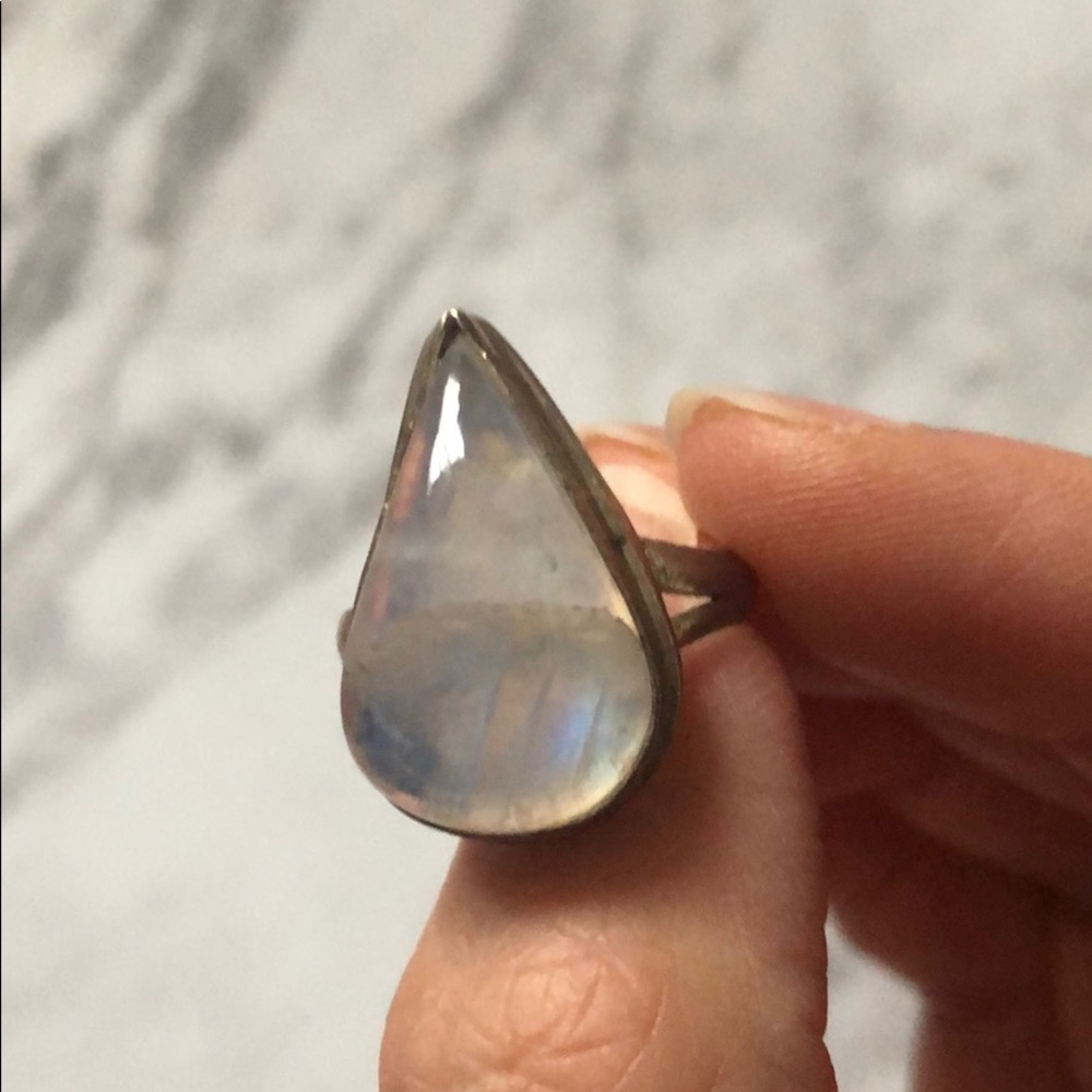 Ring - Picture 5 of 9